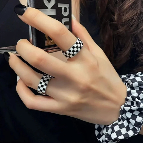 925 Silver Checkered Ring Chunky Silver Ring Thick Silver Checkerboard Ring - Picture 1 of 6